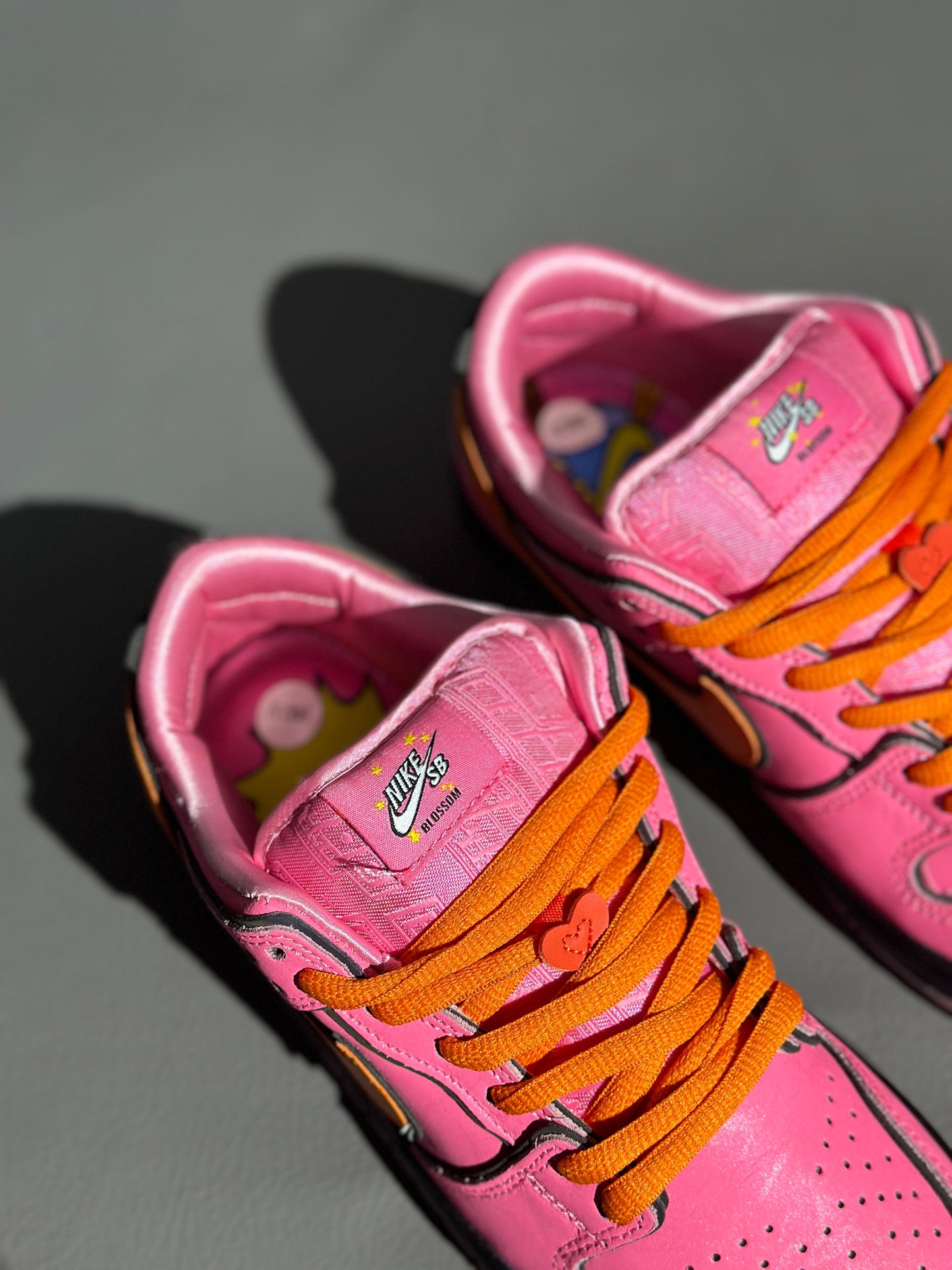 NIKE DUNK LOW THE PAWERPUFFGIRLS