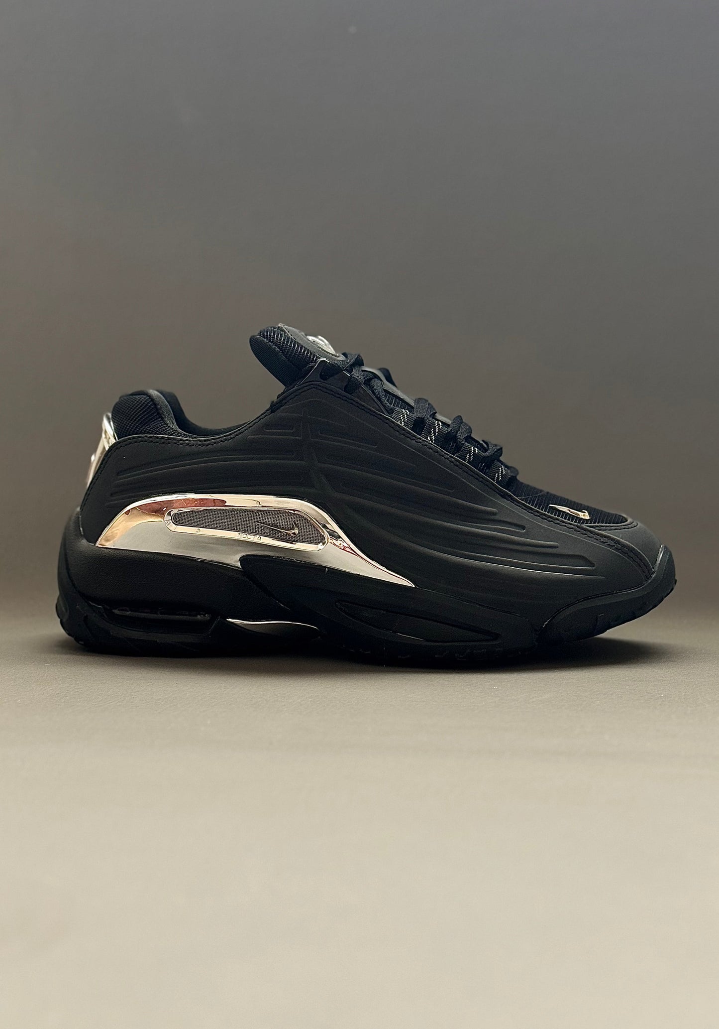 DRAKE NOCTA X NIKE HOT STEP AIR TERRA