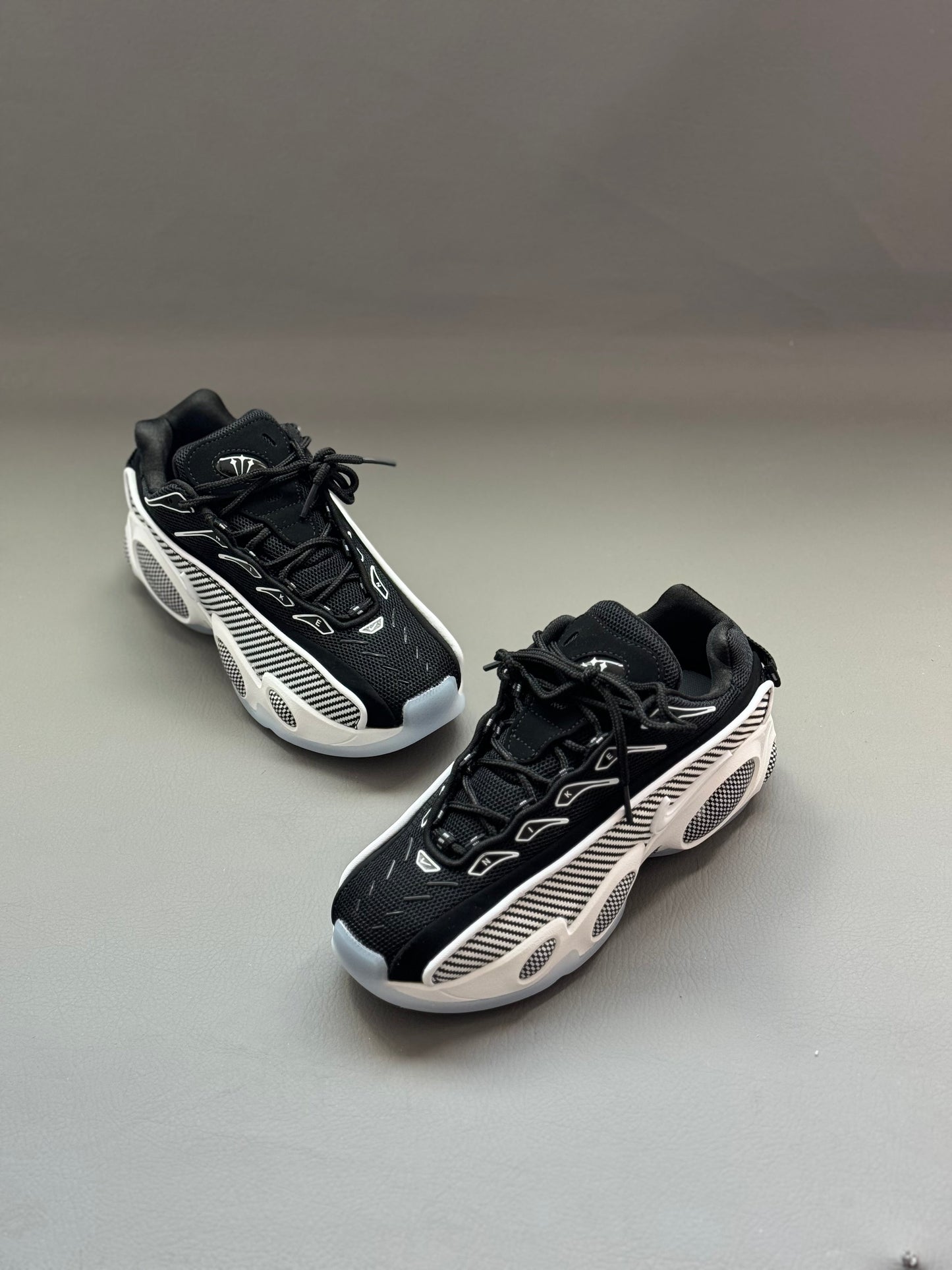 NOCTA GLIDE BLACK WHITE