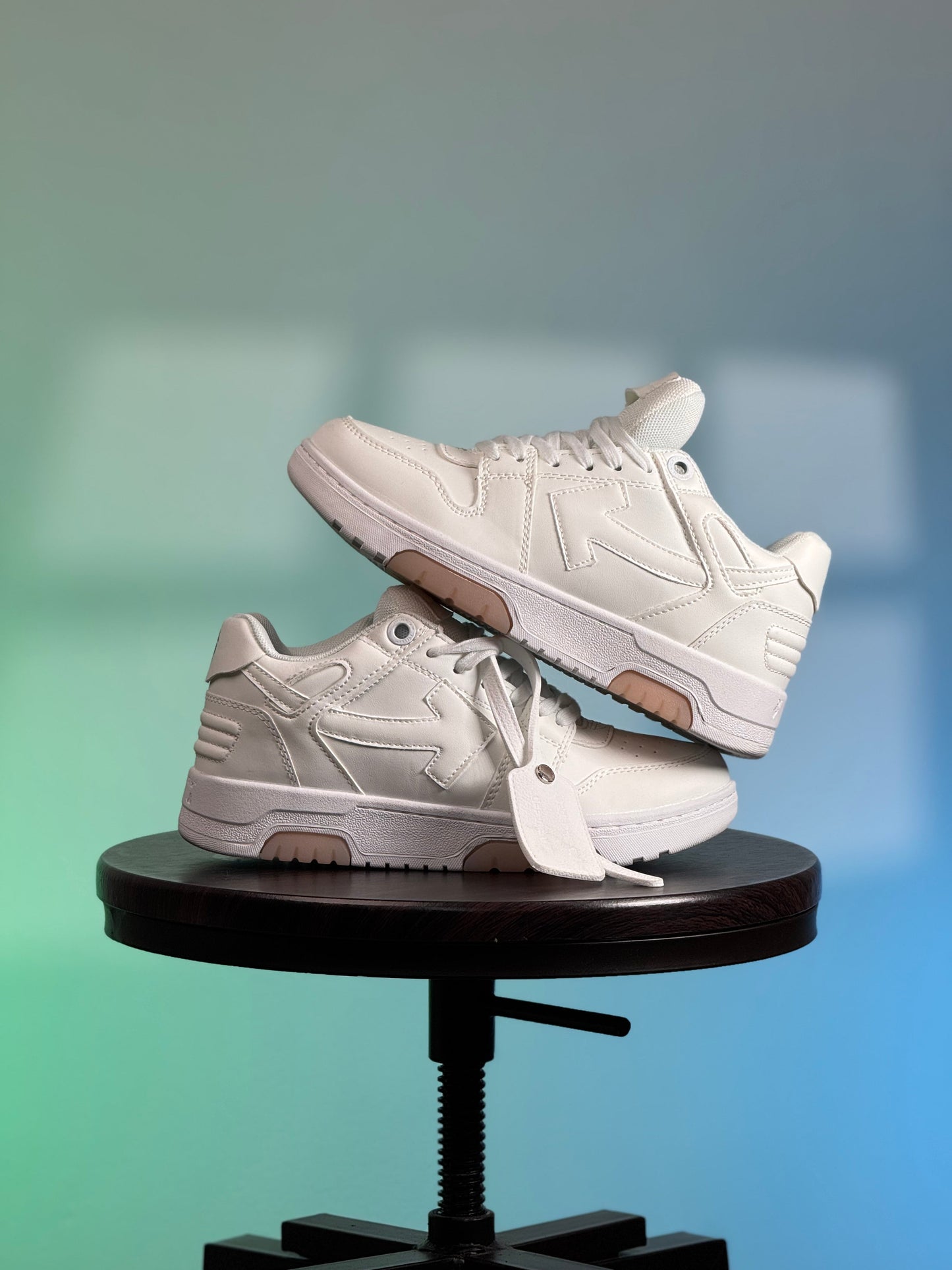OFF-WHITE OUT OFFICE WHITE