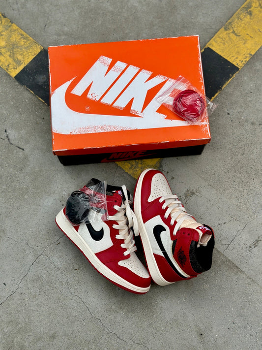 AIR JORDAN 1 CHICAGO LOST AND FOUND