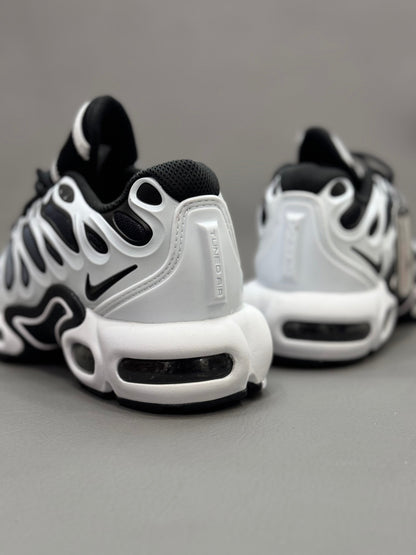 AIR MAX PLUS DRIFT SUMMIT WHITE