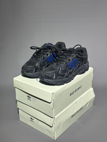 BAD BUNNY RESPONSE TRIPLE BLACK