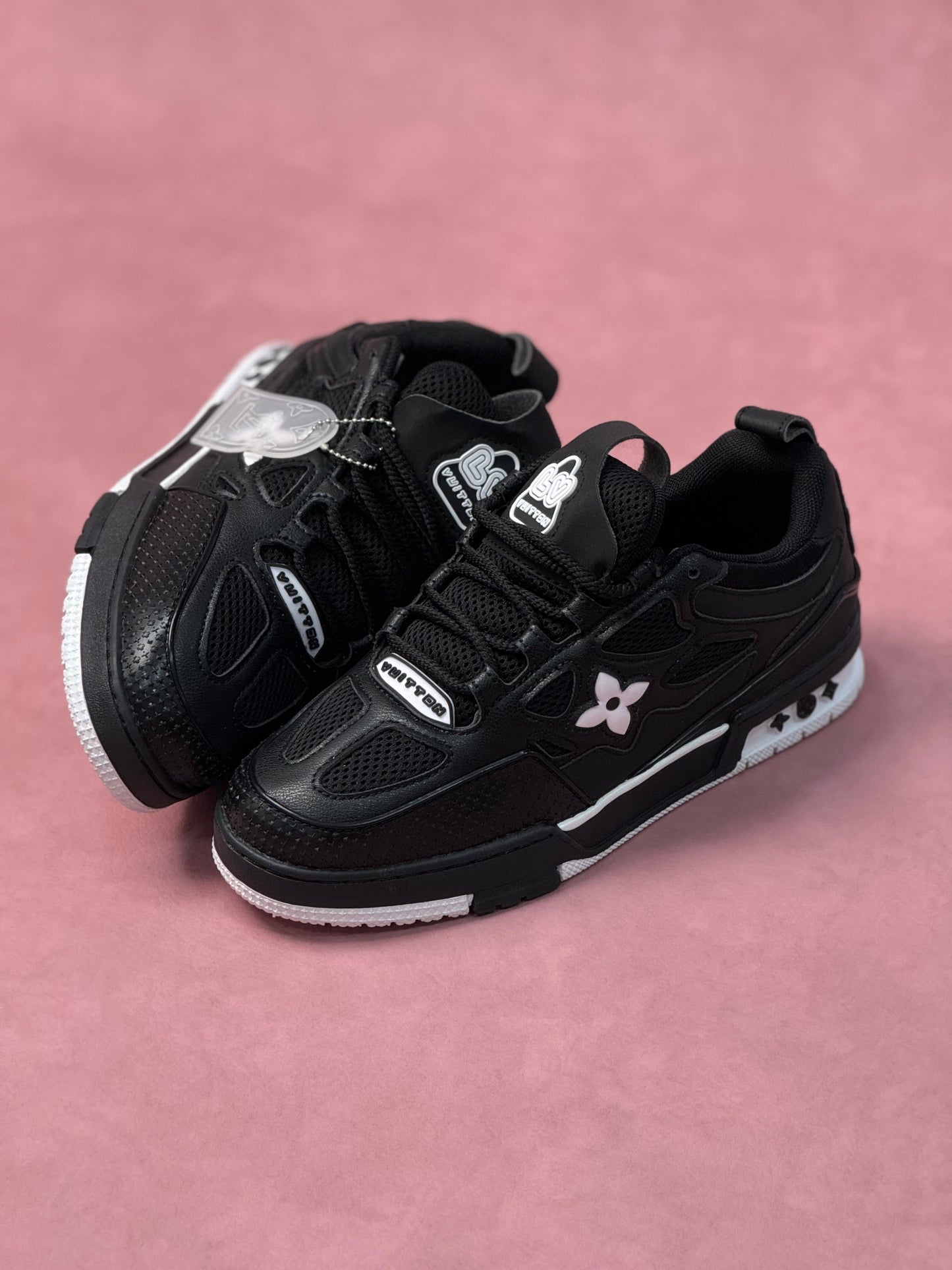 LOUIS VUITTON SK8 BLACK