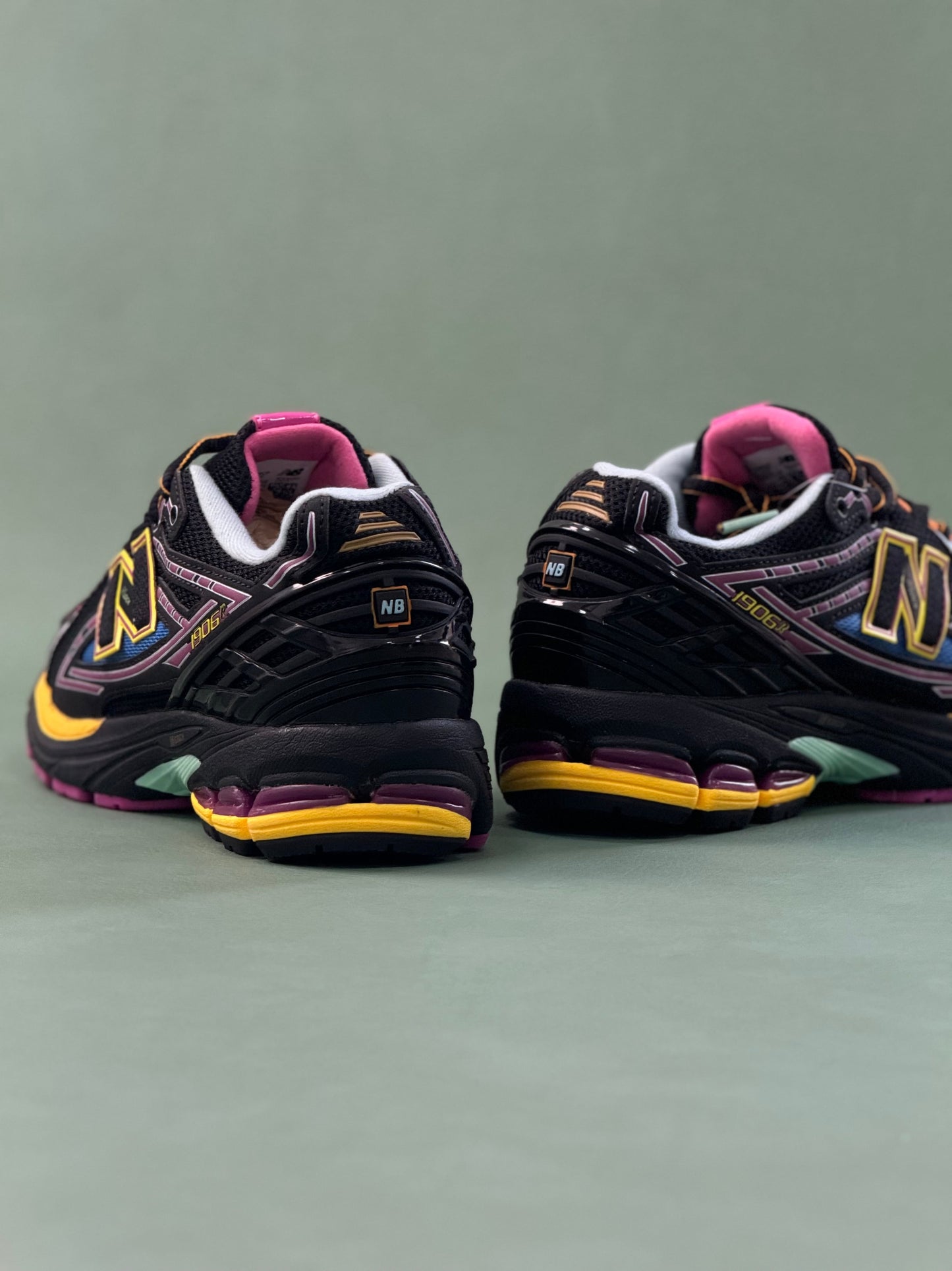 NEW BALANCE 1906 NEON NIGHTS
