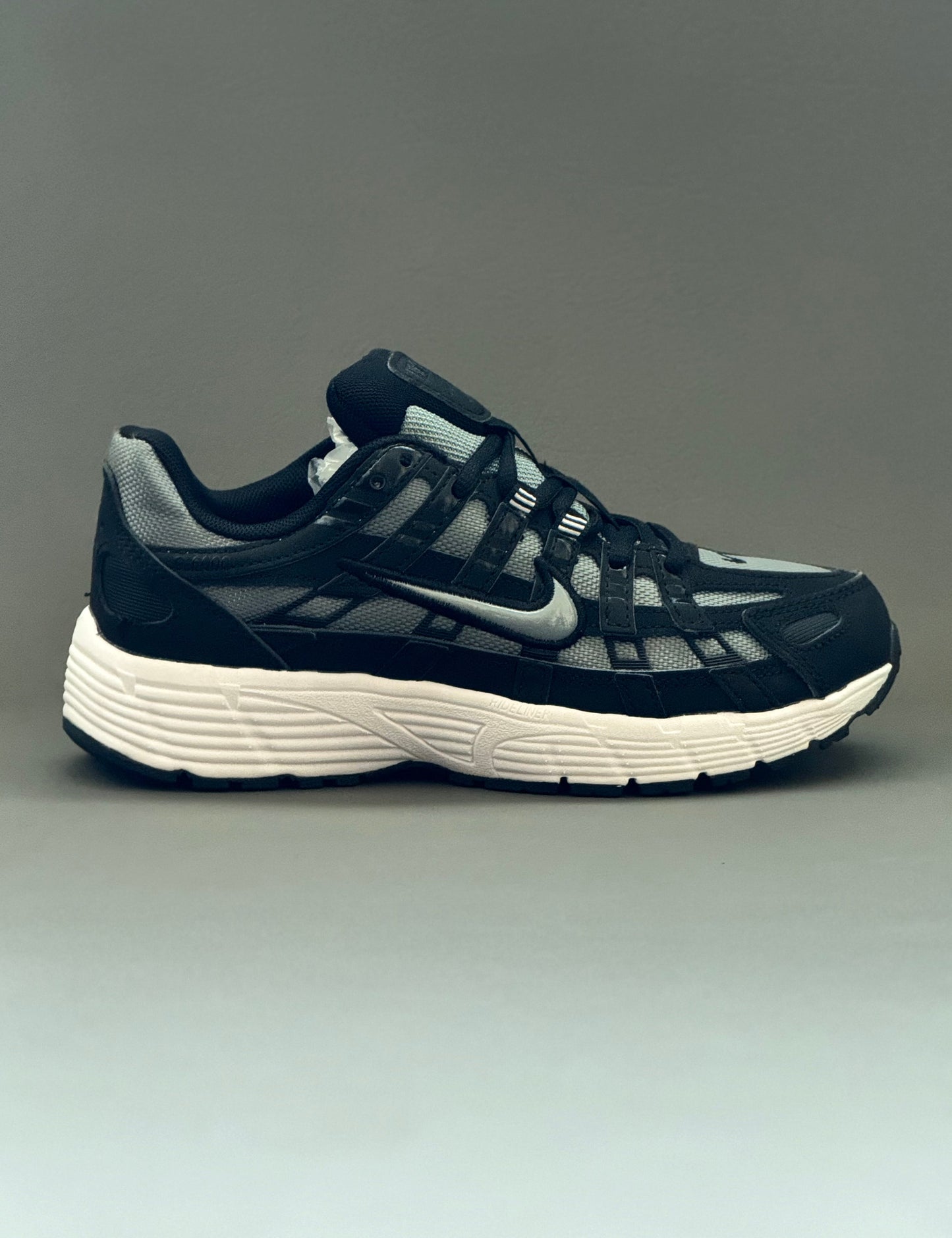 NIKE P-6000 BLACK COOL GREY