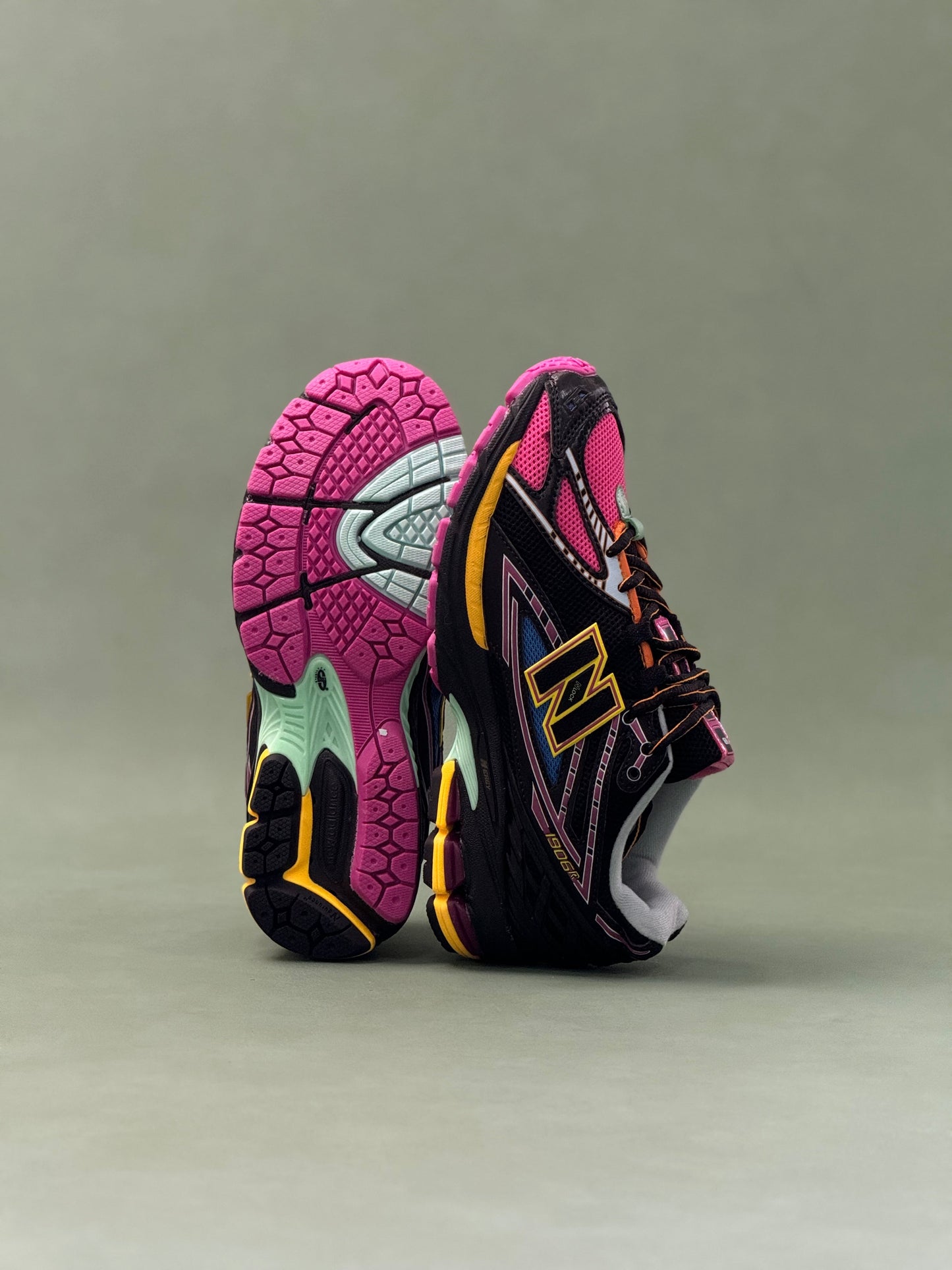 NEW BALANCE 1906 NEON NIGHTS
