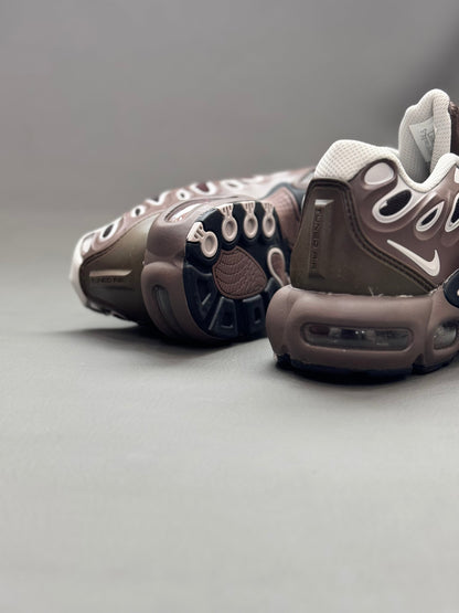 AIR MAX PLUS DRIFT BAROQUE BROWN