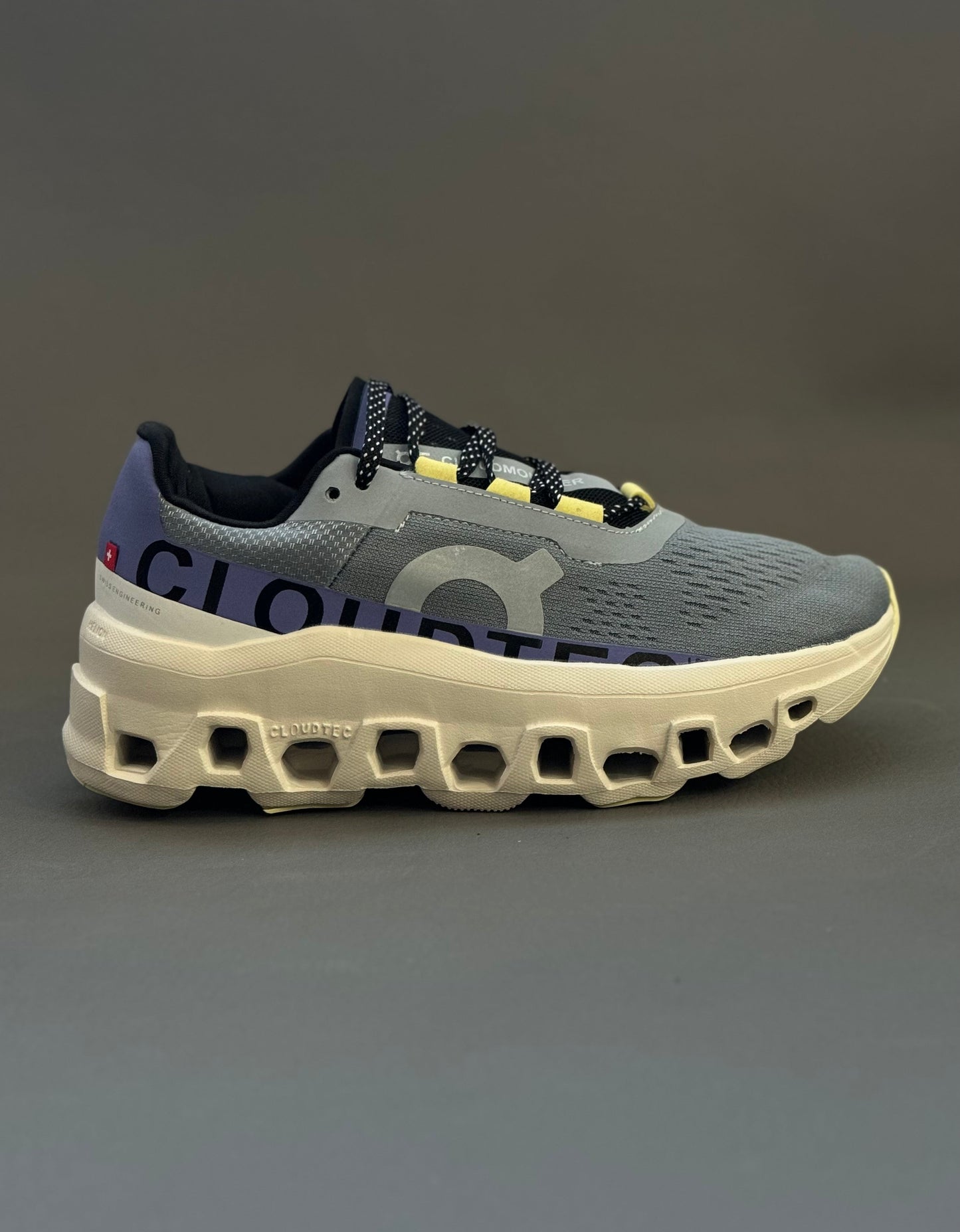 ON RUNNING CLOUDMONSTER