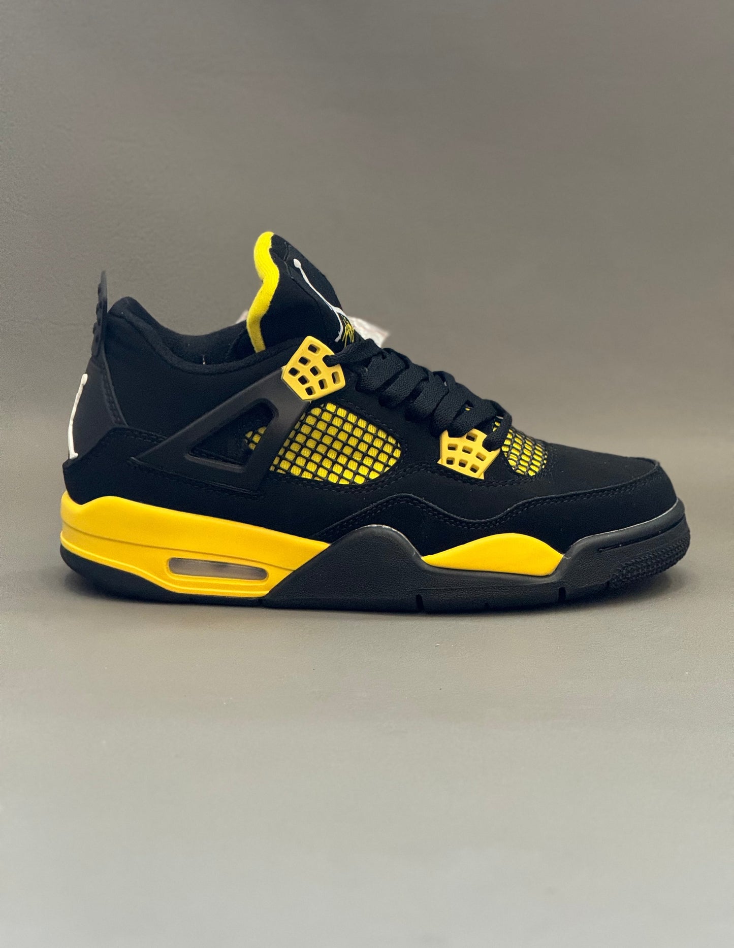 AIR JORDAN 4 THUNDER