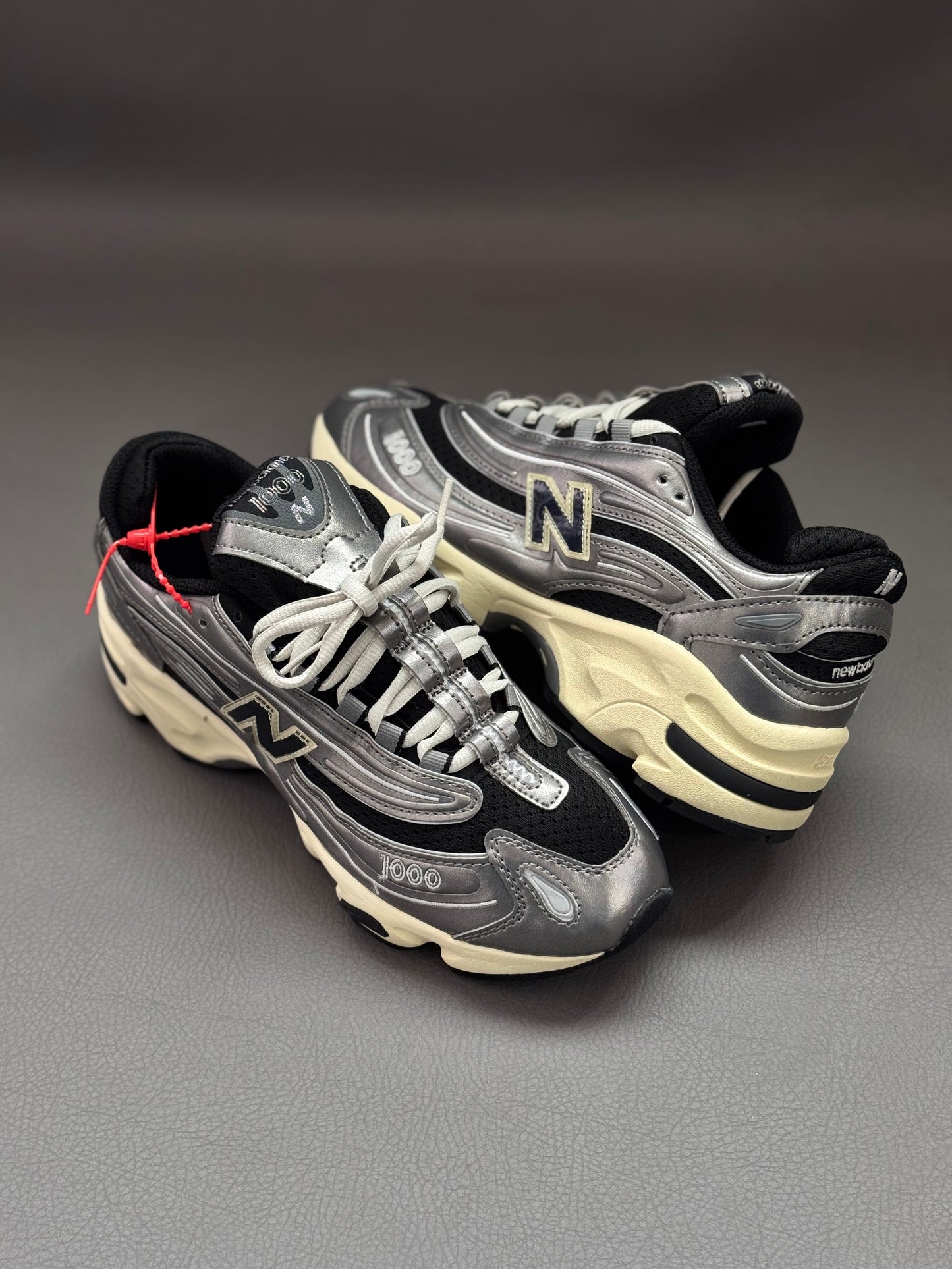 NEW BALANCE 1000 SILVERIA METALLIC