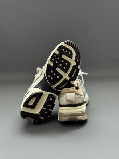 NIKE V2K RUN OREWOOD BROWN