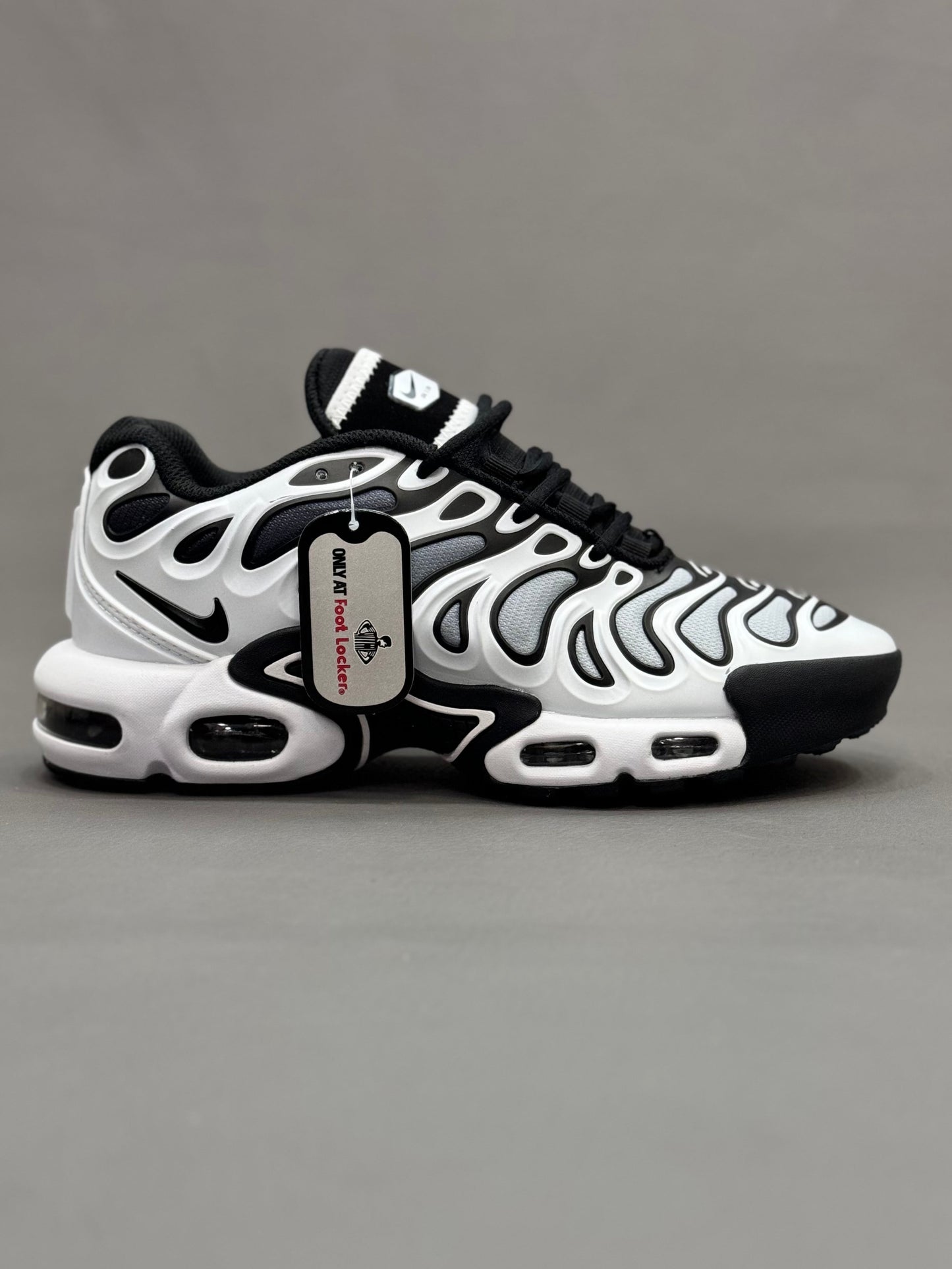 AIR MAX PLUS DRIFT SUMMIT WHITE