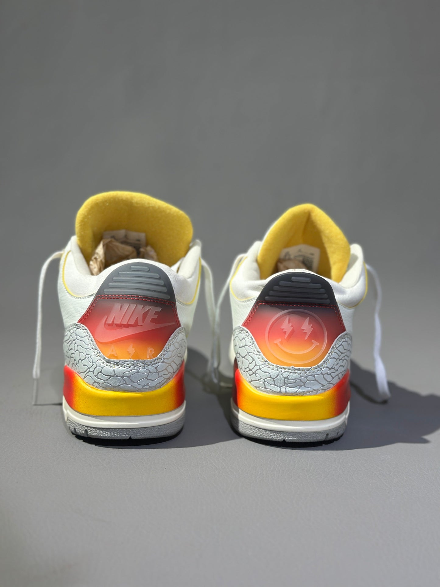 AIR JORDAN 3 X J BALVIN