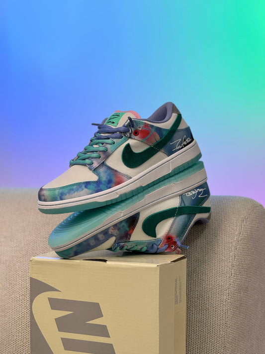 NIKE DUNK LOW X FUTURA LABORATORIES